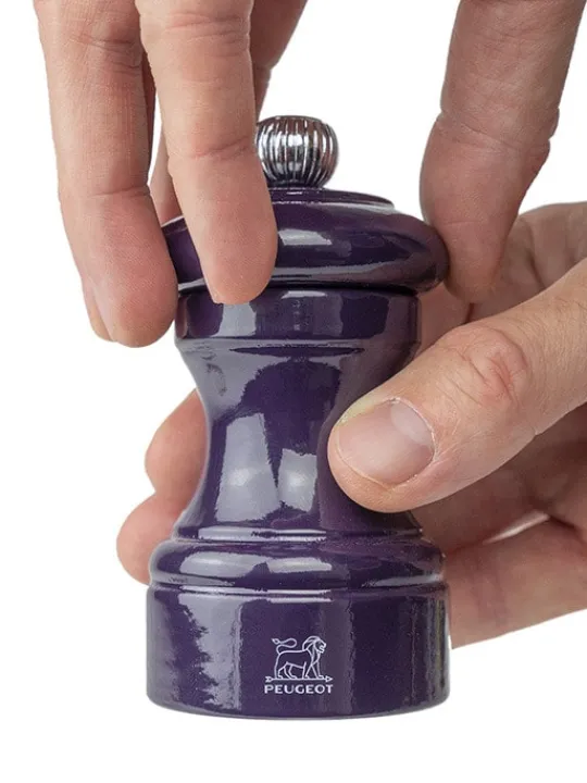 Peugeot Saveurs Bistro Moulin à poivre manuel en bois laqué, , 10 cm - 4" -> Moulins À Poivre
