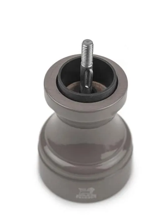 Peugeot Saveurs Bistro Moulin à poivre manuel en bois laqué, gris taupe 10 cm - 4in. -> Moulins À Poivre