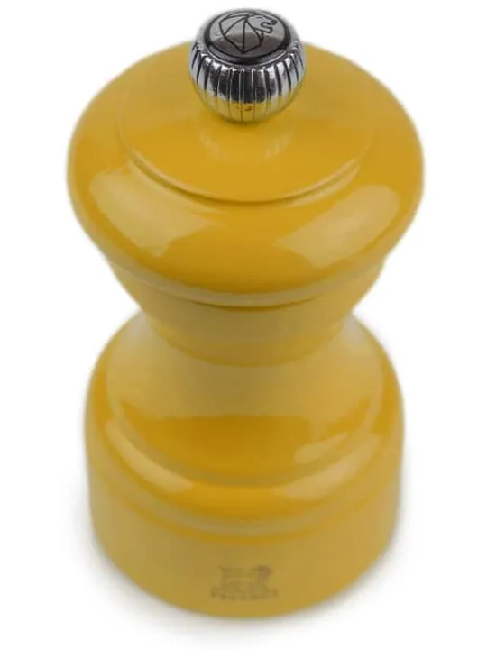 Peugeot Saveurs Bistro Moulin à poivre manuel en bois laqué, safran, 10 cm - 4in. -> Envie De Couleurs | Moulins À Poivre