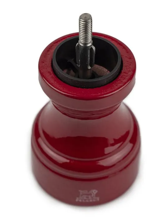 Peugeot Saveurs Bistro Moulin à poivre manuel en bois laqué, rouge passion, 10 cm - 4" -> Idées Cadeaux -50€ | Envie De Couleurs