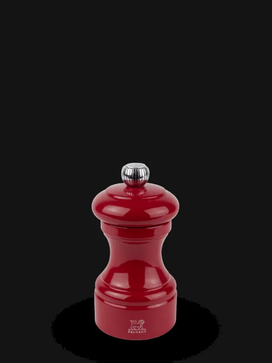 Peugeot Saveurs Bistro Moulin à sel manuel en bois laqué, rouge passion, 10 cm - 4" -> Envie De Couleurs | Moulins À Sel Et Salières