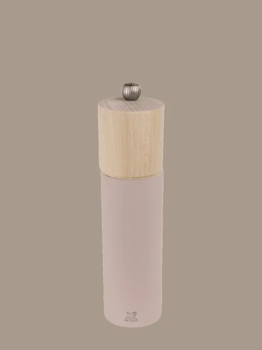 Peugeot Saveurs Boreal Moulin à sel manuel en bois, rose pétale, 21cm -> Envie De Design | Envie De Couleurs