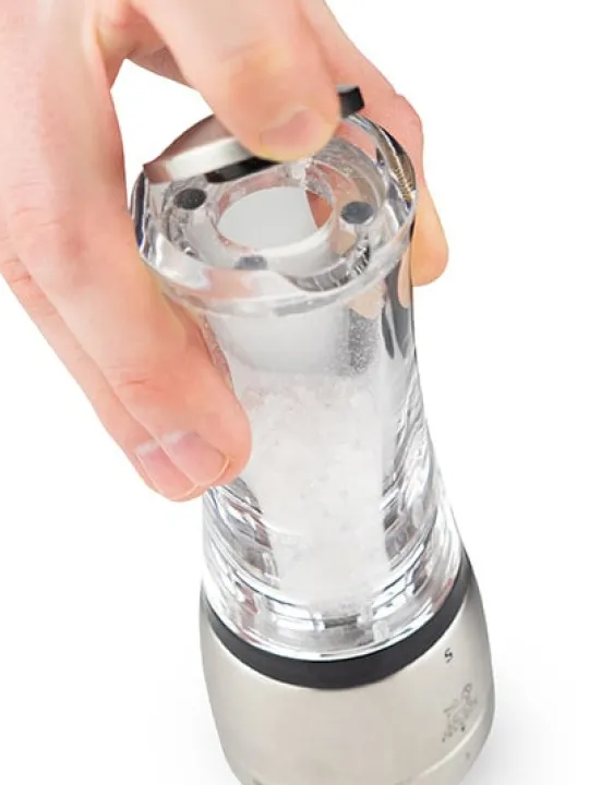 Peugeot Saveurs Daman Moulin à sel manuel en acryl et inox u'select 21 cm -> Idées Cadeaux -100€ | Envie De Design