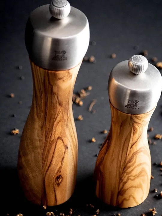 Peugeot Saveurs Fidji moulin à sel manuel en bois d' et inox 15cm -> Moulins À Sel Et Salières