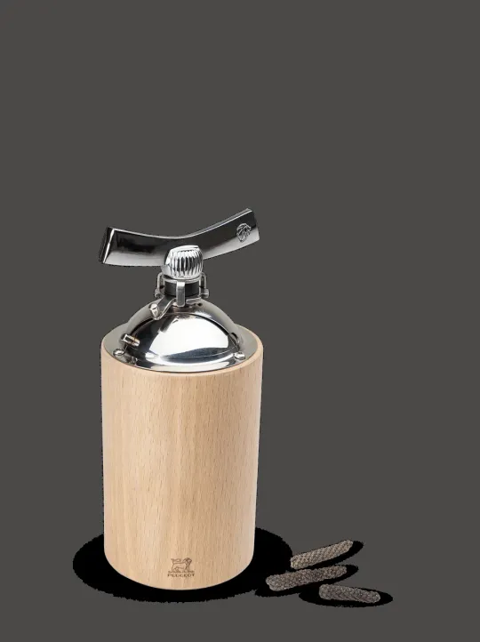 Peugeot Saveurs Isen moulin à poivres longs et gros grains de poivre manuel en bois couleur naturel 16 cm - 6,25" -> Envie De Saveurs | Moulins À Poivre