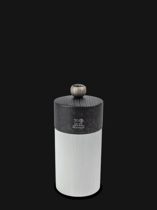 Peugeot Saveurs Line Moulin à sel manuel, alu et graphite, 12 cm - 4,75in -> Envie De Design | Moulins À Sel Et Salières
