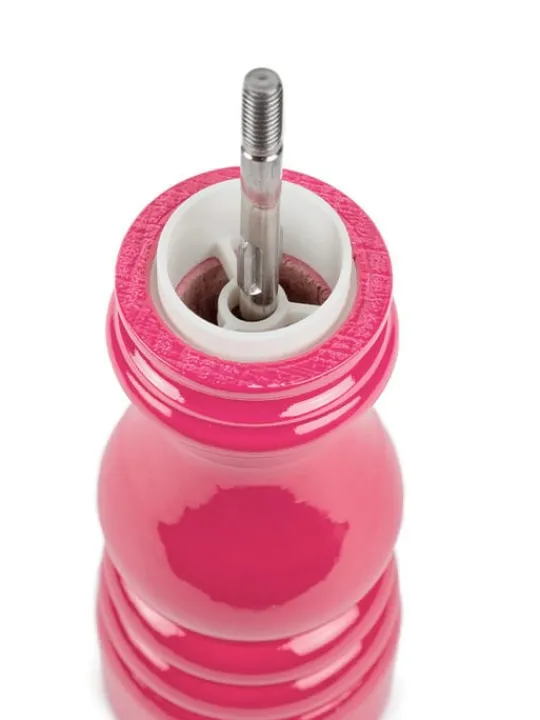 Peugeot Saveurs Paris Moulin à sel manuel en bois laqué, rose bonbon, 18 cm - 7in. -> Idées Cadeaux -50€ | Moulins À Sel Et Salières